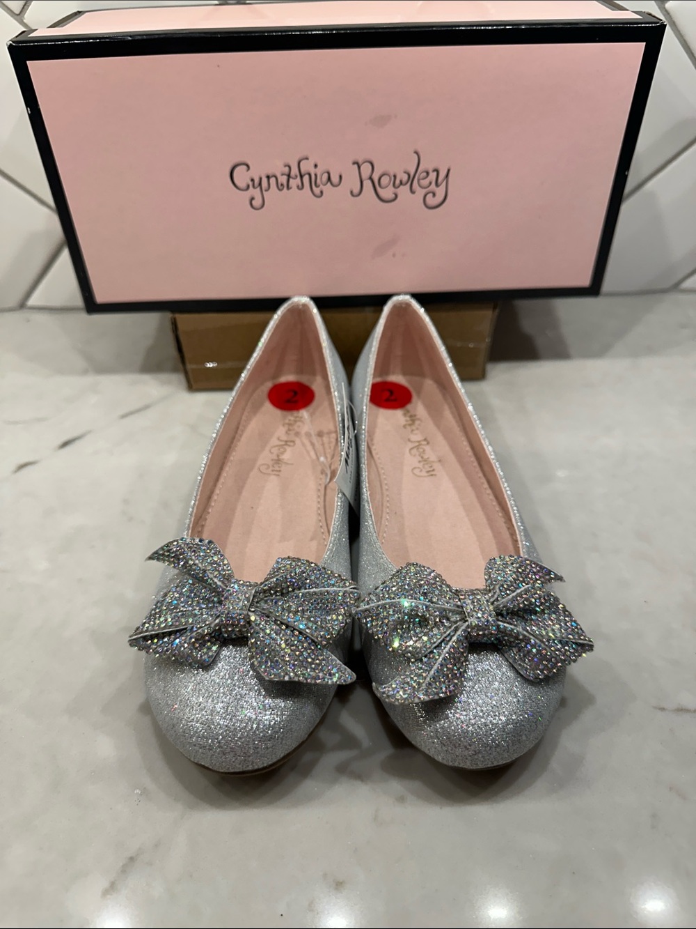 Cynthia Rowley Silver Glitter Bow Girls Ballet Flats size 2Y